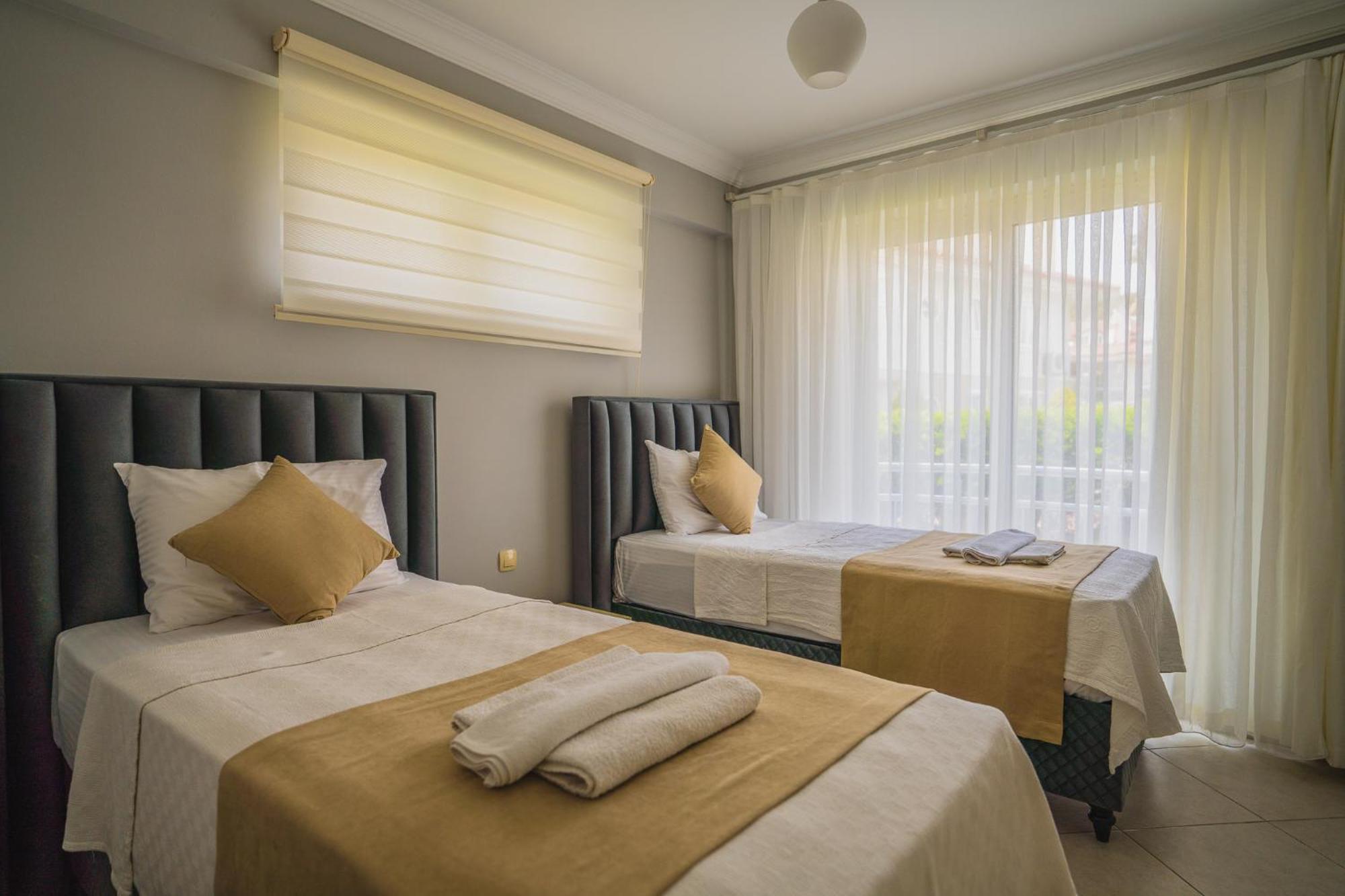 Sunset Beach Resort Aqua Lettings Fethiye Exterior foto