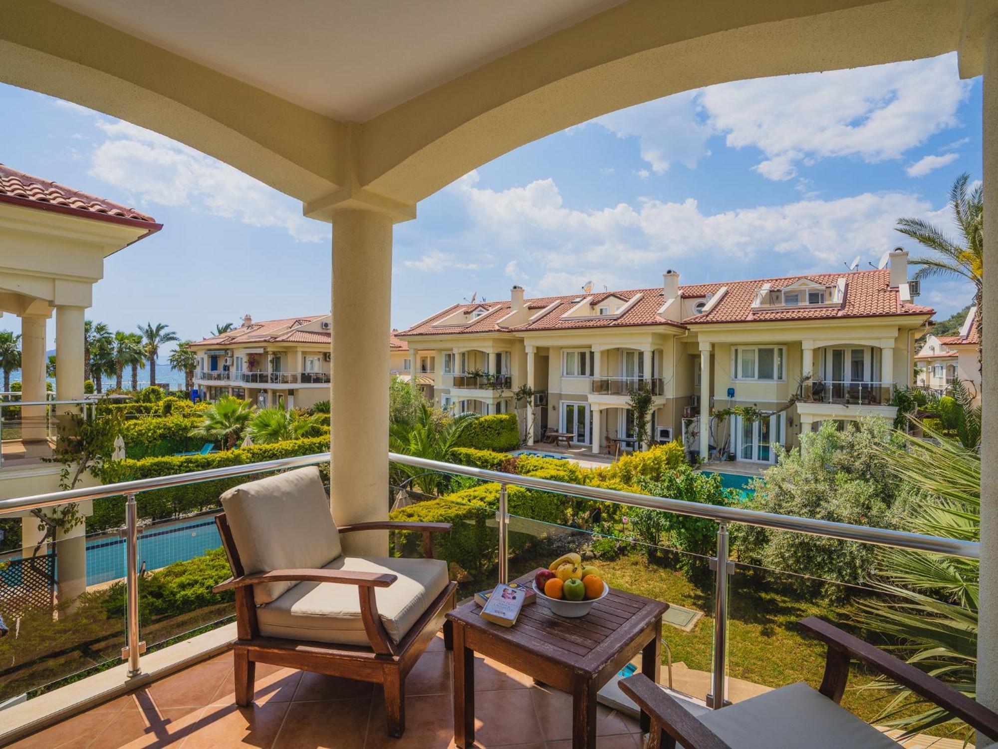 Sunset Beach Resort Aqua Lettings Fethiye Exterior foto