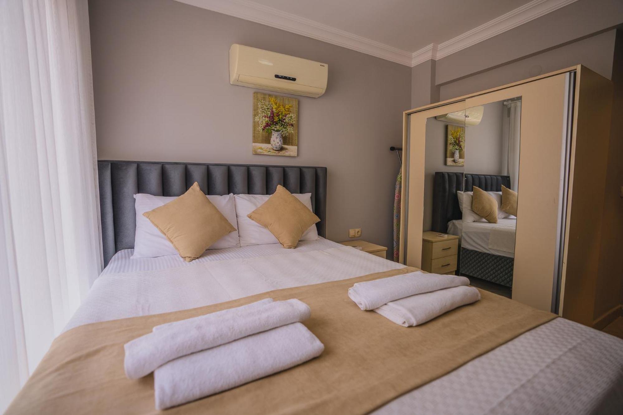 Sunset Beach Resort Aqua Lettings Fethiye Exterior foto