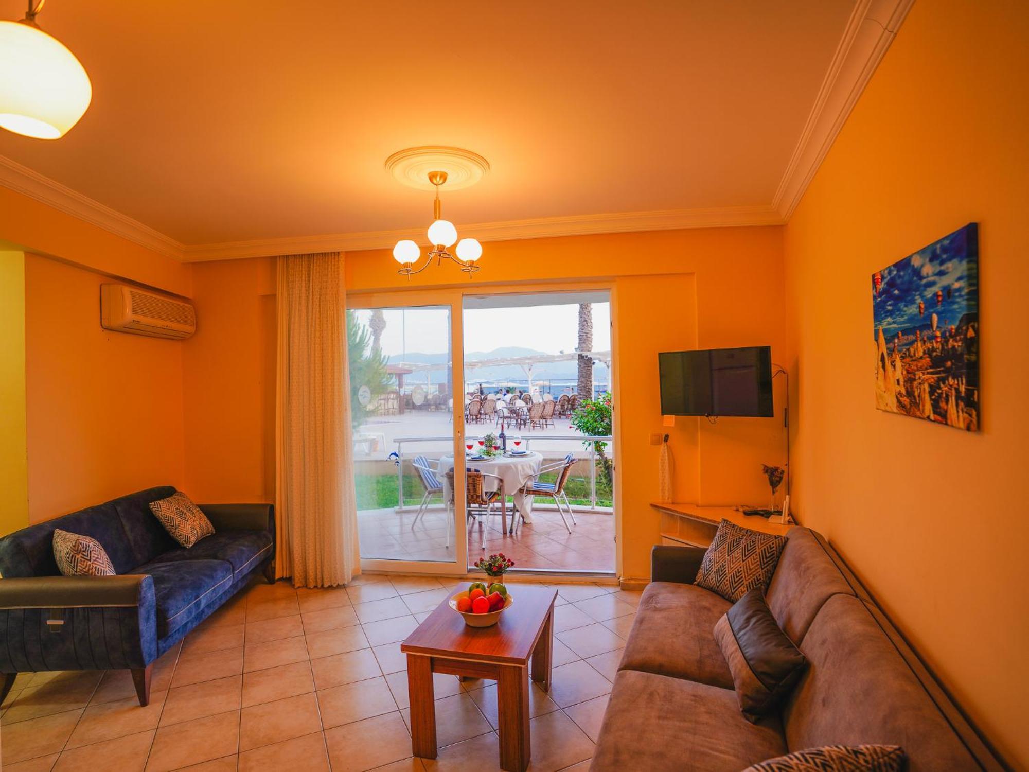Sunset Beach Resort Aqua Lettings Fethiye Exterior foto